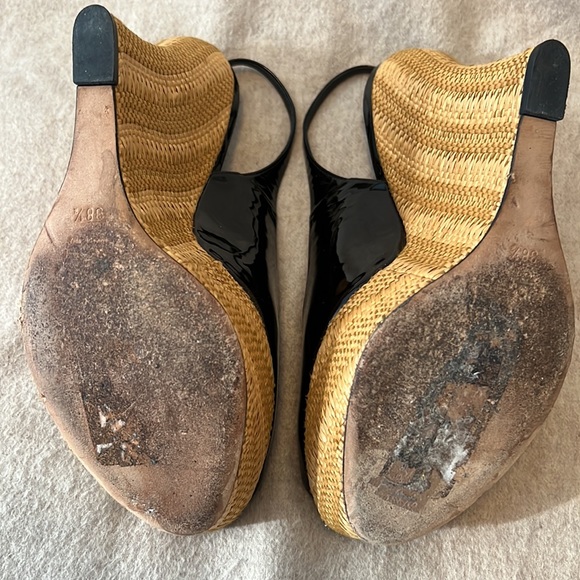 Gucci Sophia Peep-Toe Patent Leather Sling-back Wedge Shoes - Picture 5 of 9